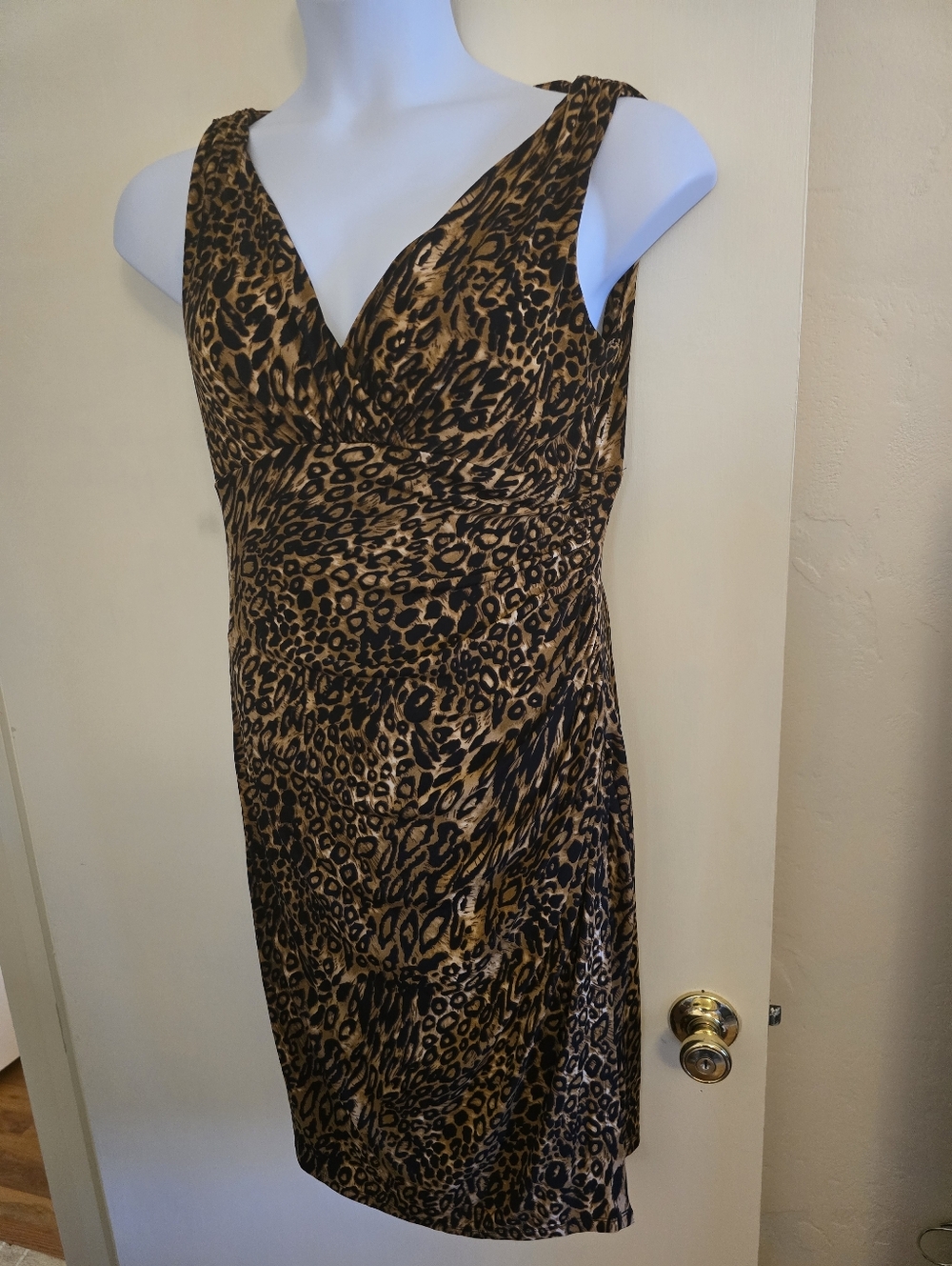 Ralph Lauren Leopard Print V-Neck Sleeveless Midi Dress - Brown/Black Sz 12 - Picture 3 of 9